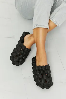Bubble Slipper Slides in Black