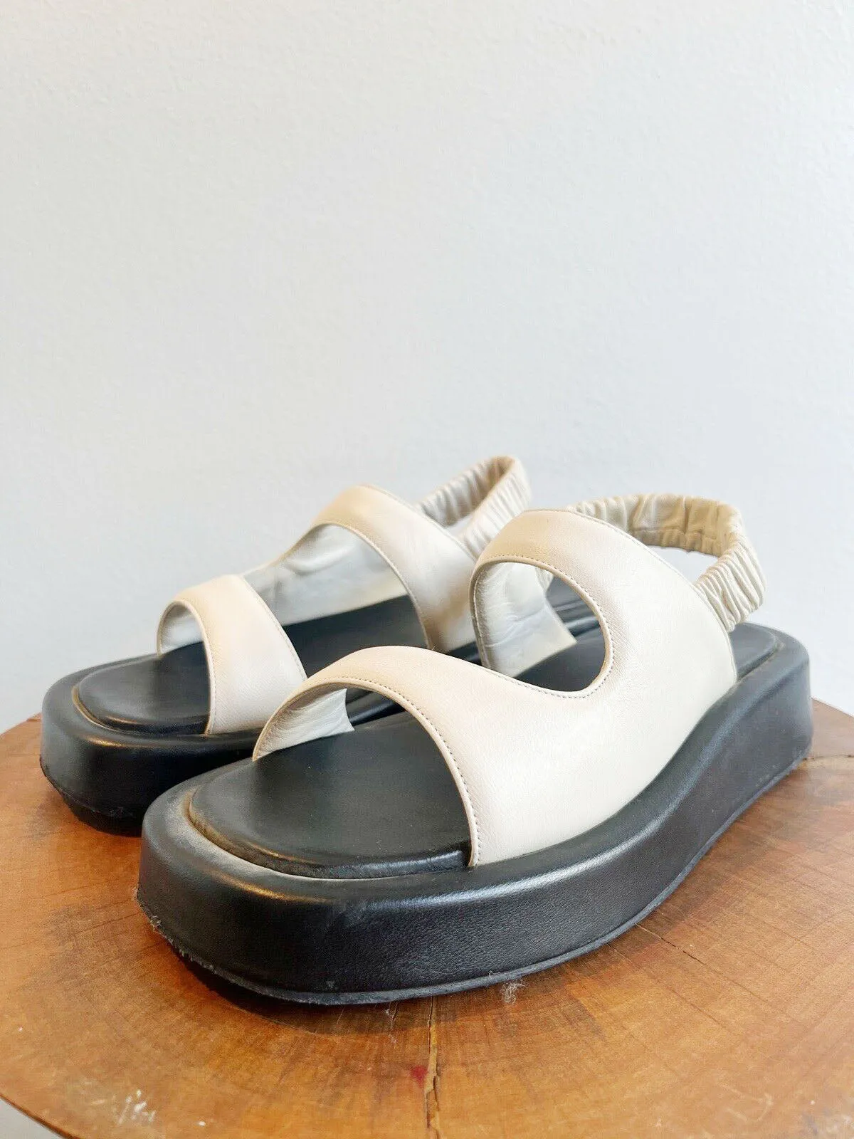 GEMINI PUFFY SLINGBACKS
