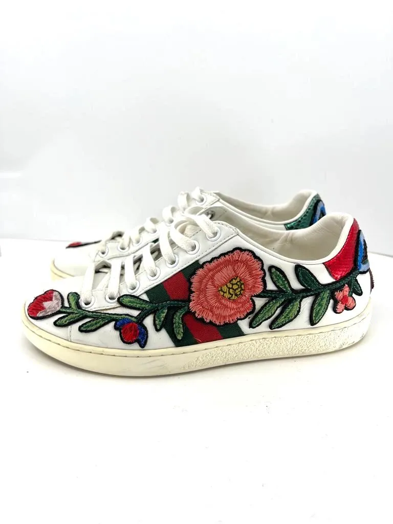 GUCCI ACE WEB FLOWER EMBROIDERED DISTRESSED SNEAKERS