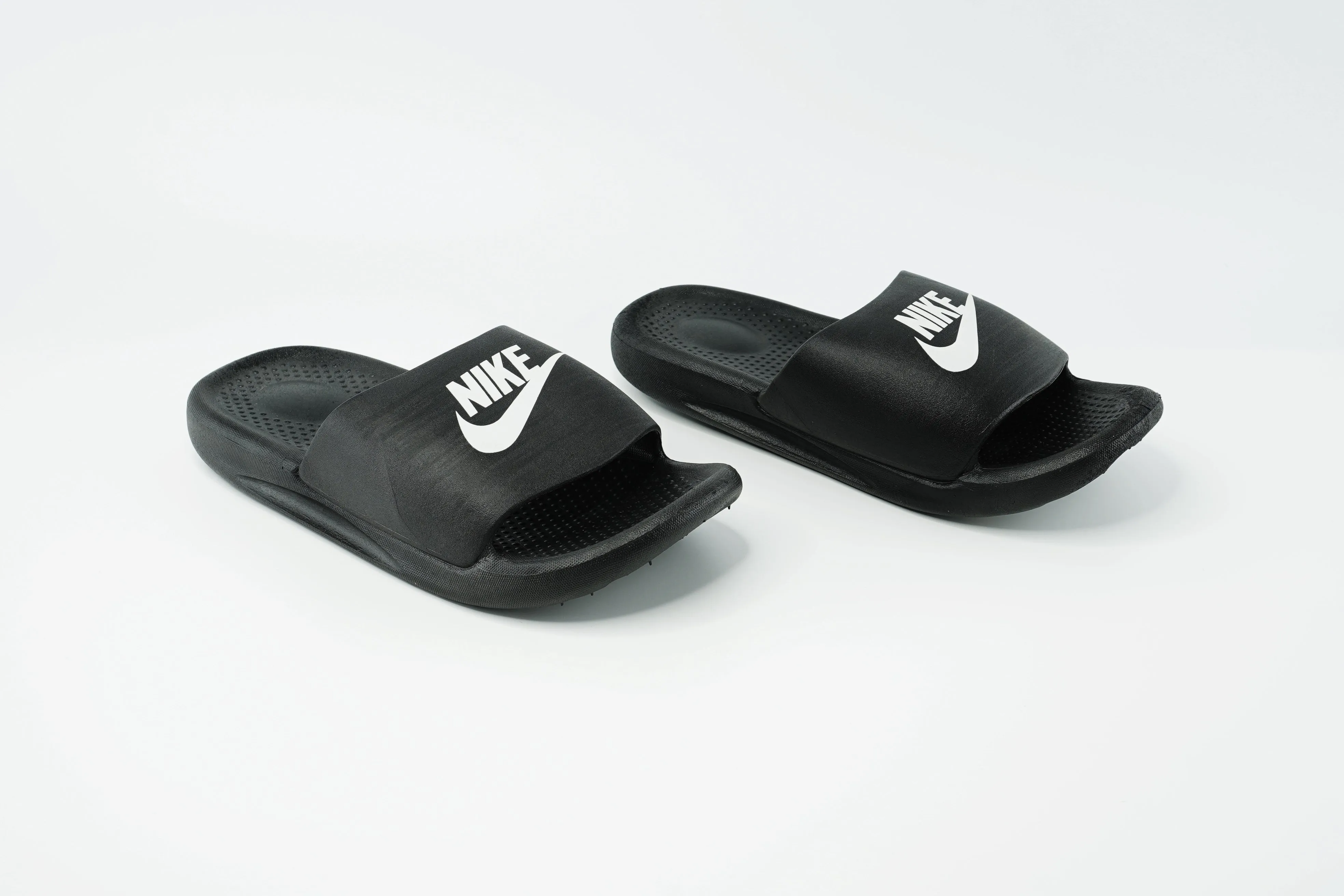 nike slides in black
