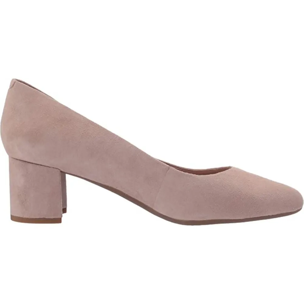 Robin Taupe Suede Easy Spirit Pumps